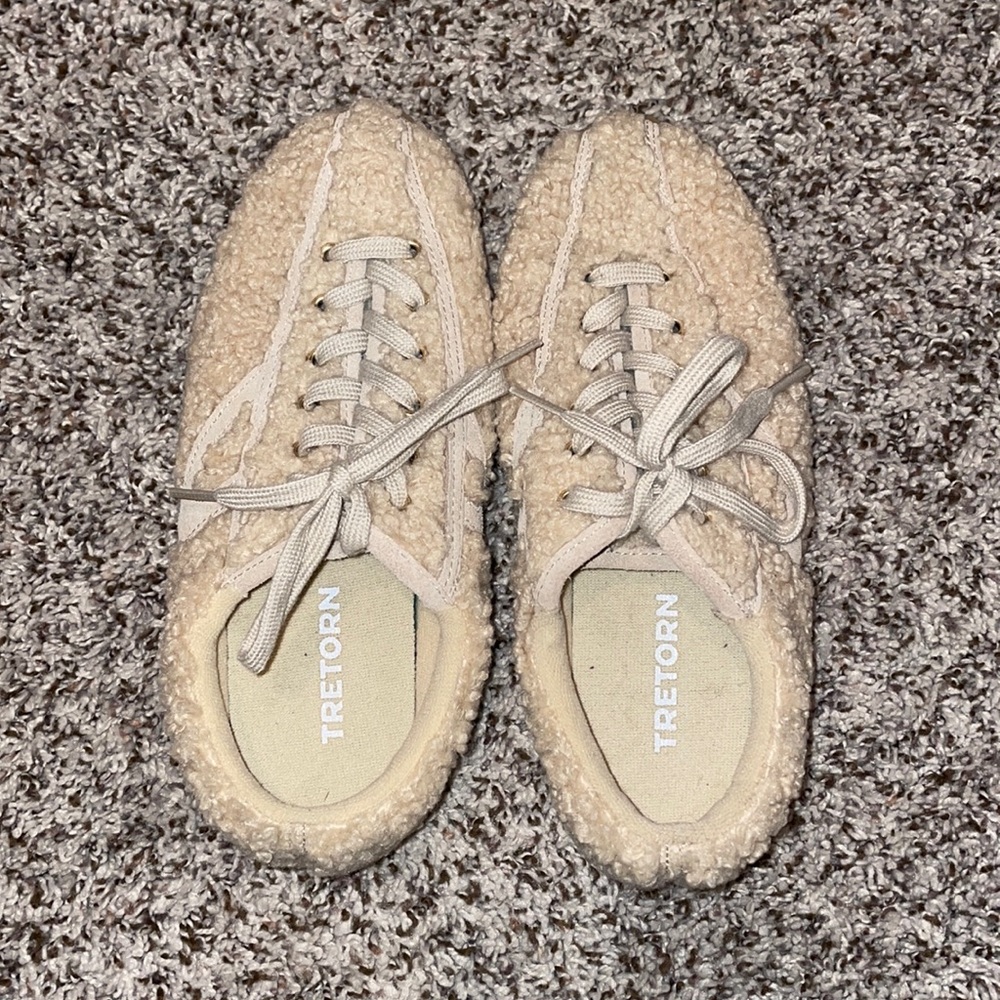 Cozy Tretorn Sneakers